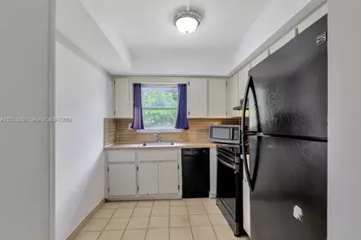 6141 SW 42nd Ct, Davie, FL 33314 - Photo 6