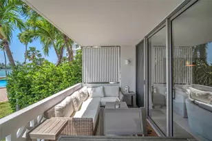 9101 E Bay Harbor Dr, Bay Harbor Islands, FL 33154 - Photo 16