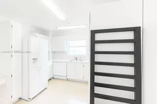 2780 NE 183rd St, Aventura, FL 33160 - Photo 10