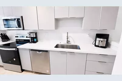 5339 Treetops Drive #5339, Other City - In The State Of Florida, FL 34113 - Photo 2