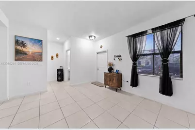 11871 SW 247th Ter, Homestead, FL 33032 - Photo 2