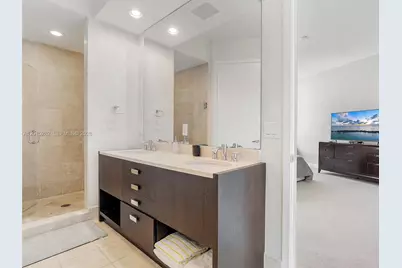 18201 Collins Ave #4009, Sunny Isles Beach, FL 33160 - Photo 16