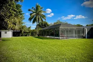 7425 SW 118th St, Pinecrest, FL 33156 - Photo 8