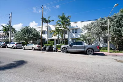 331 85th St #3, Miami Beach, FL 33141 - Photo 2