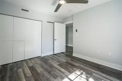 331 85th St #3, Miami Beach, FL 33141 - Photo 10