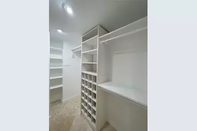 3625 N Country Club Dr #907, Aventura, FL 33180 - Photo 30