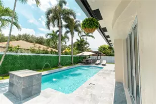 7814 NW 165th St, Miami Lakes, FL 33016 - Photo 24