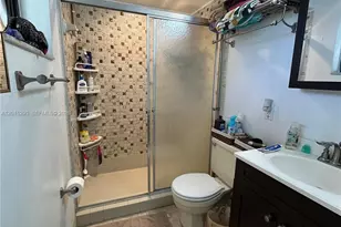 8025 SW 107th Ave, Miami, FL 33173 - Photo 10