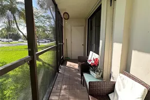 8025 SW 107th Ave, Miami, FL 33173 - Photo 16