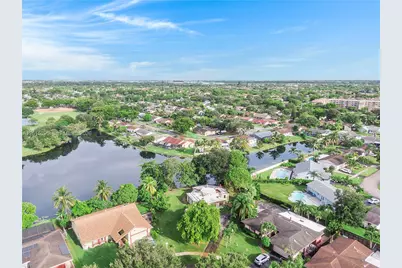 4561 NW 79th Ave, Lauderhill, FL 33351 - Photo 46