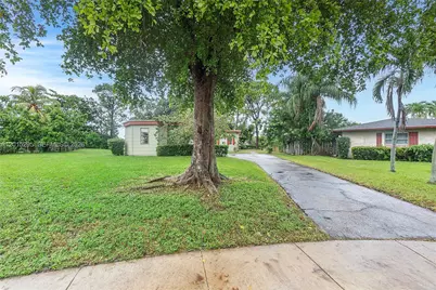 4561 NW 79th Ave, Lauderhill, FL 33351 - Photo 42