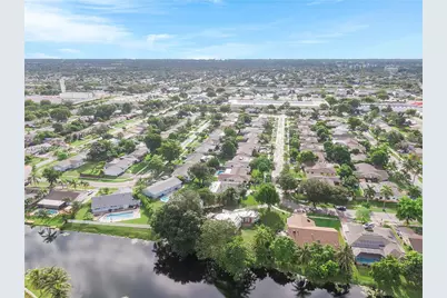 4561 NW 79th Ave, Lauderhill, FL 33351 - Photo 36
