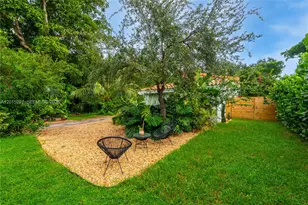 723 NE 112th St, Biscayne Park, FL 33161 - Photo 36