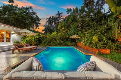 723 NE 112th St, Biscayne Park, FL 33161 - Photo 12