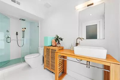 723 NE 112th St, Biscayne Park, FL 33161 - Photo 16