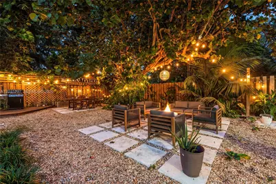 723 NE 112th St, Biscayne Park, FL 33161 - Photo 32