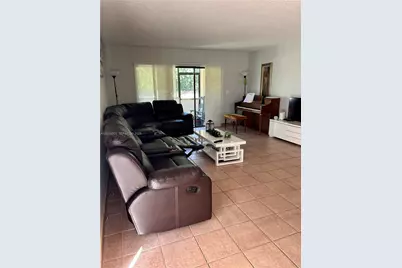 215 Lakeview Dr #101, Weston, FL 33326 - Photo 4