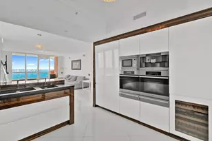 17875 Collins Ave, Sunny Isles Beach, FL 33160 - Photo 14