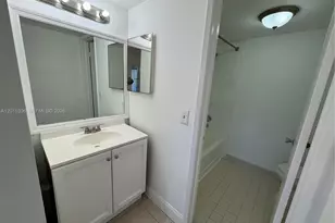 9893 Nob Hill Ln, Sunrise, FL 33351 - Photo 6