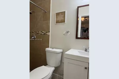 1270 NE 210th Ter #B, Miami, FL 33179 - Photo 8