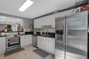 2539 SW 73rd Terrace, Davie, FL 33317 - Photo 6