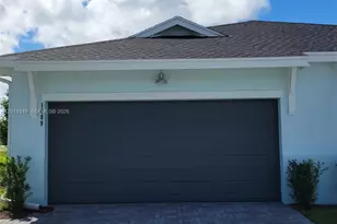 1689 Whistlegrass Ln, Loxahatchee, FL 33470 - Photo 4