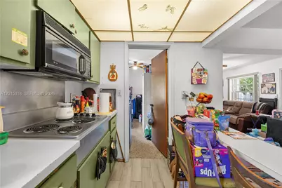 441 NW 2nd Ave, Deerfield Beach, FL 33441 - Photo 12