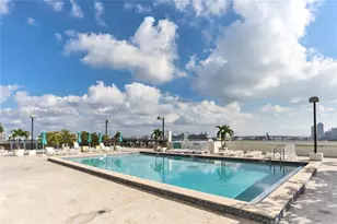 555 NE 15th St, Miami, FL 33132 - Photo 10