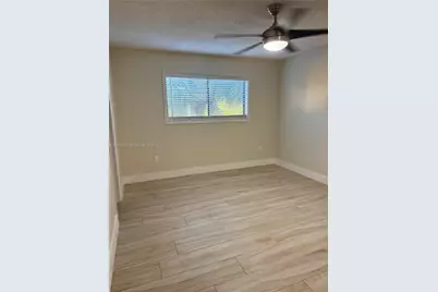 5490 W 21st Ct #308, Hialeah, FL 33016 - Photo 8