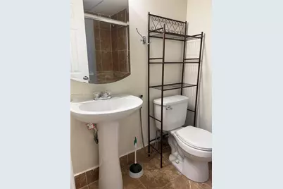 5490 W 21st Ct #308, Hialeah, FL 33016 - Photo 10