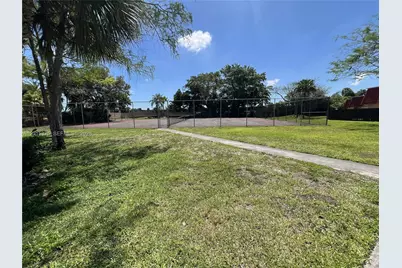 8129 Severn Dr #C, Boca Raton, FL 33433 - Photo 14