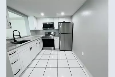 2055 SW 122nd Ave #507, Miami, FL 33175 - Photo 2