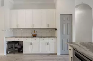 9463 Savannah Estates Dr, Lake Worth, FL 33467 - Photo 8