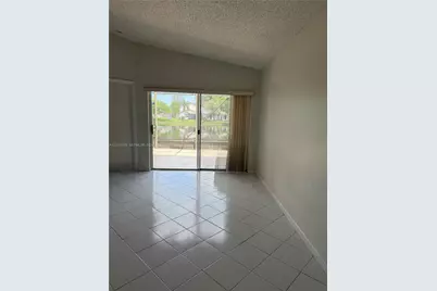 317 NW 109th Ave, Pembroke Pines, FL 33026 - Photo 4