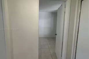 8205 SW 152nd Ave, Miami, FL 33193 - Photo 16