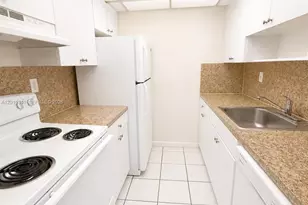 7500 SW 59th Pl, South Miami, FL 33143 - Photo 2