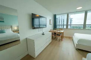 5445 Collins Ave, Miami Beach, FL 33140 - Photo 6
