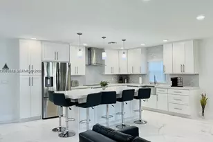 218 SE 3rd Pl, Dania Beach, FL 33004 - Photo 4