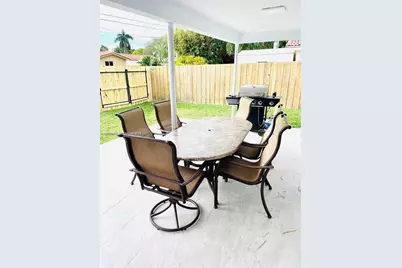 218 SE 3rd Pl #0, Dania Beach, FL 33004 - Photo 24