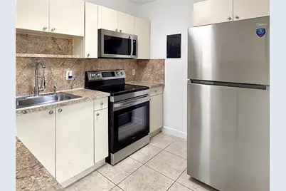 111 SW 67th Ct, Miami, FL 33144 - Photo 6