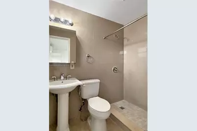 111 SW 67th Ct, Miami, FL 33144 - Photo 10