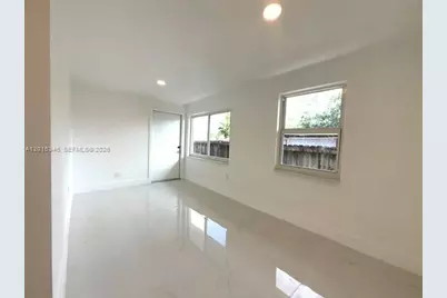 228 NW 32nd Ave #230, Miami, FL 33125 - Photo 10