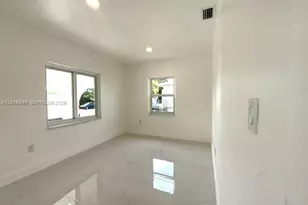 228 NW 32nd Ave, Miami, FL 33125 - Photo 16