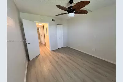 6550 Royal Palm Blvd #105A, Margate, FL 33063 - Photo 16