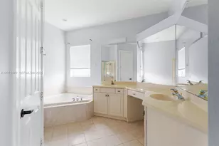 10635 NW 61st Ct, Parkland, FL 33076 - Photo 32