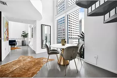 300 S Biscayne Blvd #L-1232, Miami, FL 33131 - Photo 10