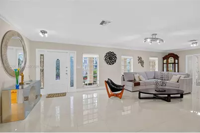 9261 SW 88 St, Miami, FL 33176 - Photo 4