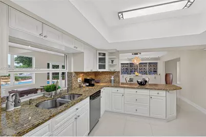 9261 SW 88 St, Miami, FL 33176 - Photo 16