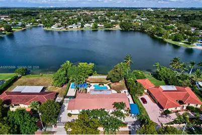 9261 SW 88 St, Miami, FL 33176 - Photo 2