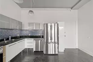 10 SW South River Dr, Miami, FL 33130 - Photo 12
